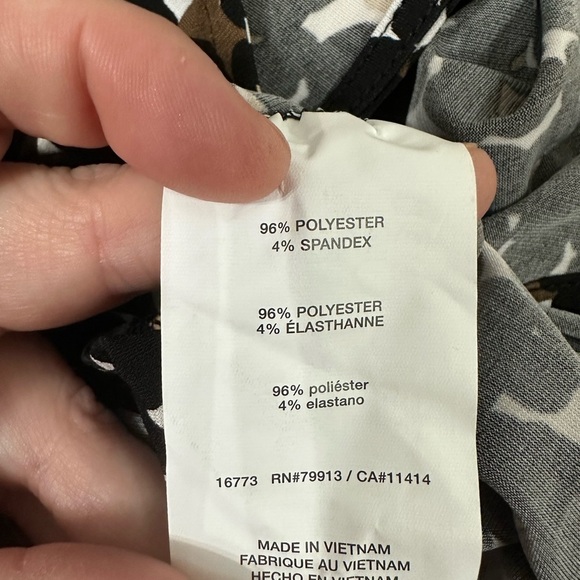 NWT A Pea In The Pod Maternity Sleeveless Stretch V Neck Side Ruching Top sz M - Picture 9 of 9